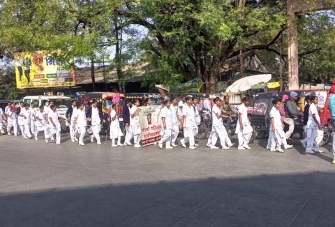 जागतिक एड्स सप्ताह पाळला  जातं आहे त्याच कार्यक्रमाचा एक भाग म्हणून   अमरावती मध्ये भव्य अश्या  जनजागृती रॅली चे आयोजन करण्यात आले होते . या रॅलीस महाराष्ट्र राज्य एड्स नियंत्रण संस्थे चे अतिरिक्त प्रकल्प संचालक डॉ. विजय कंदेवाड उपस्थित होते., जागतिक एड्स सप्ताह पाळला  जातं आहे त्याच कार्यक्रमाचा एक भाग म्हणून   अमरावती मध्ये भव्य अश्या  जनजागृती रॅली चे आयोजन करण्यात आले होते . या रॅलीस महाराष्ट्र राज्य एड्स नियंत्रण संस्थे चे अतिरिक्त प्रकल्प संचालक डॉ. विजय कंदेवाड उपस्थित होते., जागतिक एड्स सप्ताह पाळला  जातं आहे त्याच कार्यक्रमाचा एक भाग म्हणून   अमरावती मध्ये भव्य अश्या  जनजागृती रॅली चे आयोजन करण्यात आले होते . या रॅलीस महाराष्ट्र राज्य एड्स नियंत्रण संस्थे चे अतिरिक्त प्रकल्प संचालक डॉ. विजय कंदेवाड उपस्थित होते., जागतिक एड्स सप्ताह पाळला  जातं आहे त्याच कार्यक्रमाचा एक भाग म्हणून   अमरावती मध्ये भव्य अश्या  जनजागृती रॅली चे आयोजन करण्यात आले होते . या रॅलीस महाराष्ट्र राज्य एड्स नियंत्रण संस्थे चे अतिरिक्त प्रकल्प संचालक डॉ. विजय कंदेवाड उपस्थित होते., जागतिक एड्स सप्ताह पाळला  जातं आहे त्याच कार्यक्रमाचा एक भाग म्हणून   अमरावती मध्ये भव्य अश्या  जनजागृती रॅली चे आयोजन करण्यात आले होते . या रॅलीस महाराष्ट्र राज्य एड्स नियंत्रण संस्थे चे अतिरिक्त प्रकल्प संचालक डॉ. विजय कंदेवाड उपस्थित होते., जागतिक एड्स सप्ताह पाळला  जातं आहे त्याच कार्यक्रमाचा एक भाग म्हणून   अमरावती मध्ये भव्य अश्या  जनजागृती रॅली चे आयोजन करण्यात आले होते . या रॅलीस महाराष्ट्र राज्य एड्स नियंत्रण संस्थे चे अतिरिक्त प्रकल्प संचालक डॉ. विजय कंदेवाड उपस्थित होते.