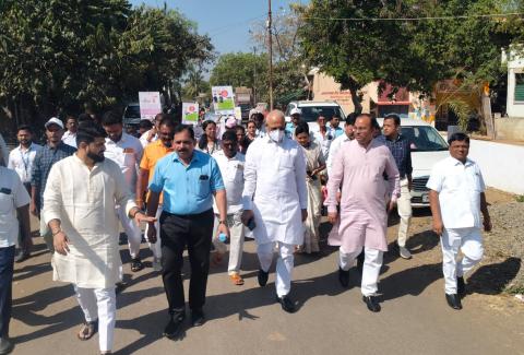 An HIV/AIDS awareness rally and guidance program was organized in Nandurbar through the joint efforts of the District Hospital Nandurbar and the College of Social Work Nandurbar., An HIV/AIDS awareness rally and guidance program was organized in Nandurbar through the joint efforts of the District Hospital Nandurbar and the College of Social Work Nandurbar.